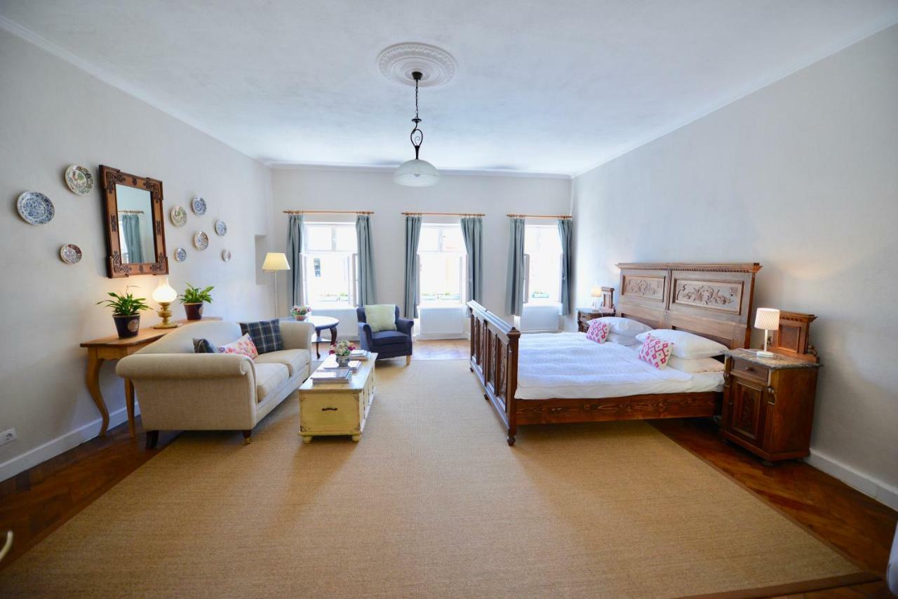 Appartement Casa Augustus à Sighişoara Extérieur photo
