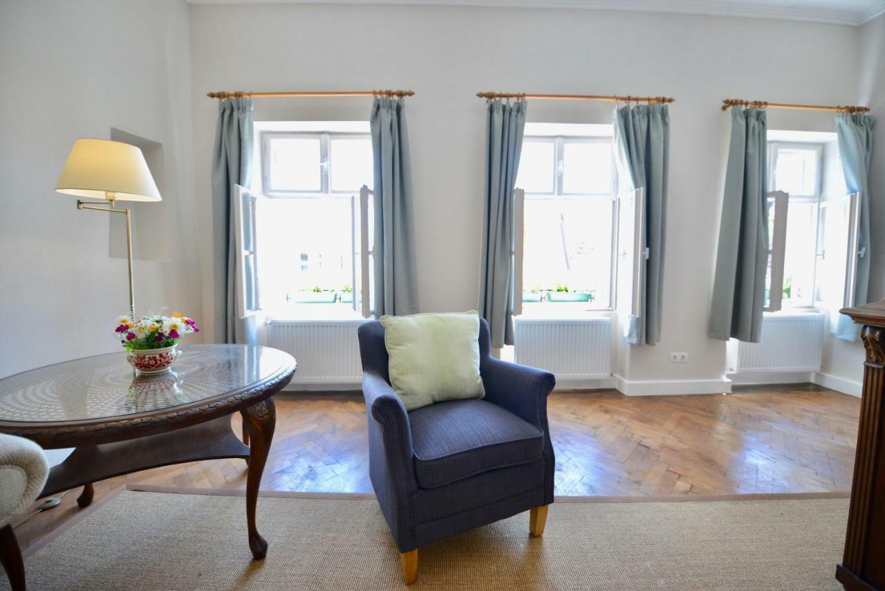 Appartement Casa Augustus à Sighişoara Extérieur photo