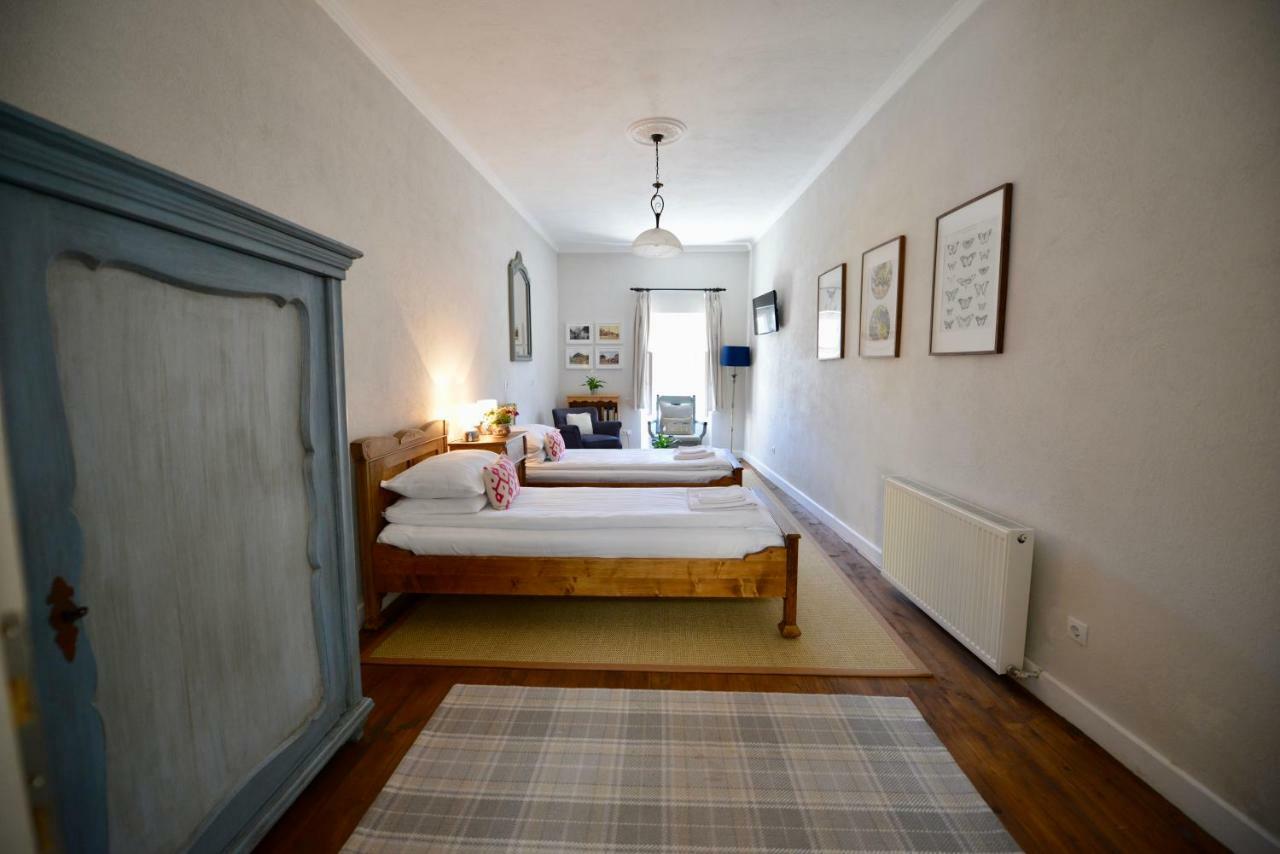 Appartement Casa Augustus à Sighişoara Extérieur photo